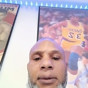 Meet your Posher, Cornelius